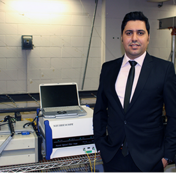 UIC’s Emad Norouzzadeh Tochaei at lab 