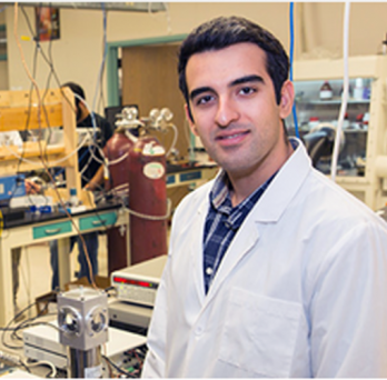MIE student Poya Yasaei at lab 