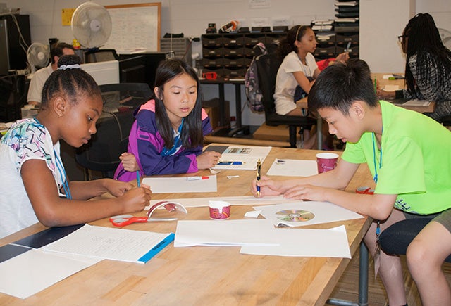 Students at Summer Engineering camp