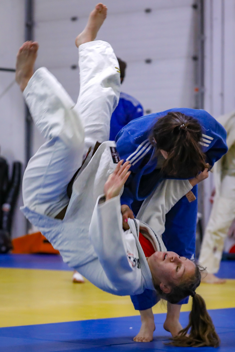 Sofia Capron practicing judo